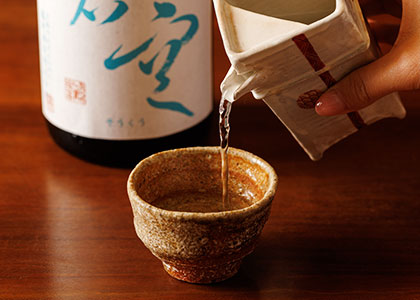 ボトルと酒器